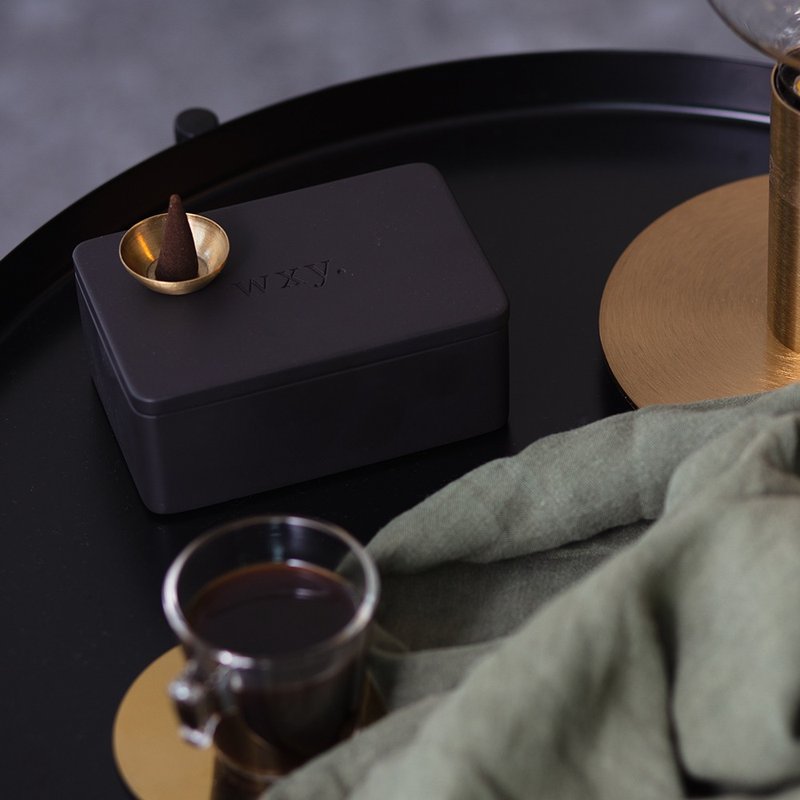 【英国 wxy】 手工香锥礼盒-沉香 - 香薰/精油/线香 - 植物．花 灰色