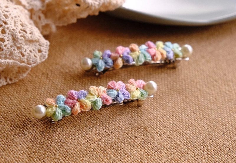 鈎针编织 冰淇淋色闪闪彩虹夹 - 发饰 - 棉．麻 