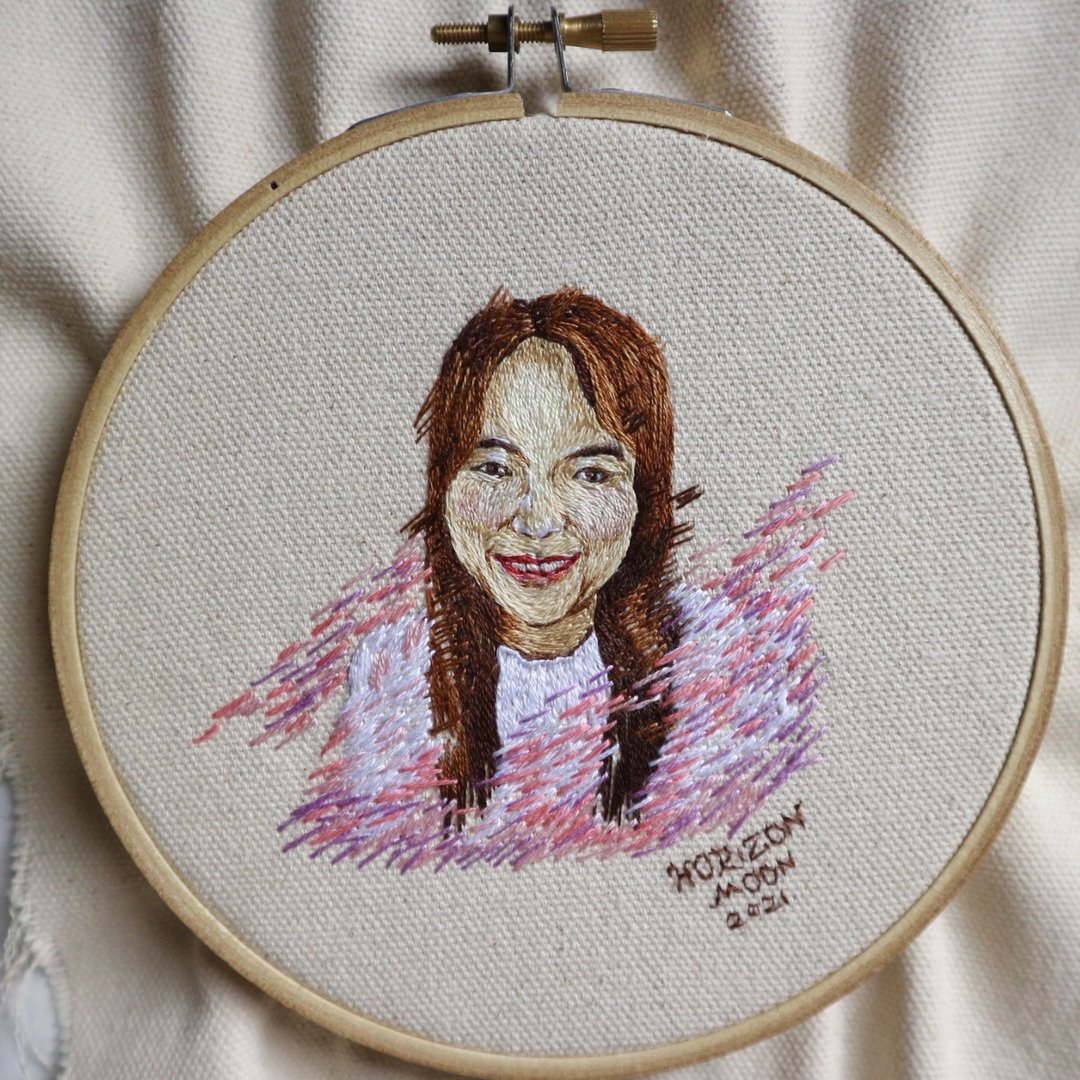 **Customize** Portrait Hand Embroidered/Realistic Portrait - 墙贴/壁贴 - 绣线 