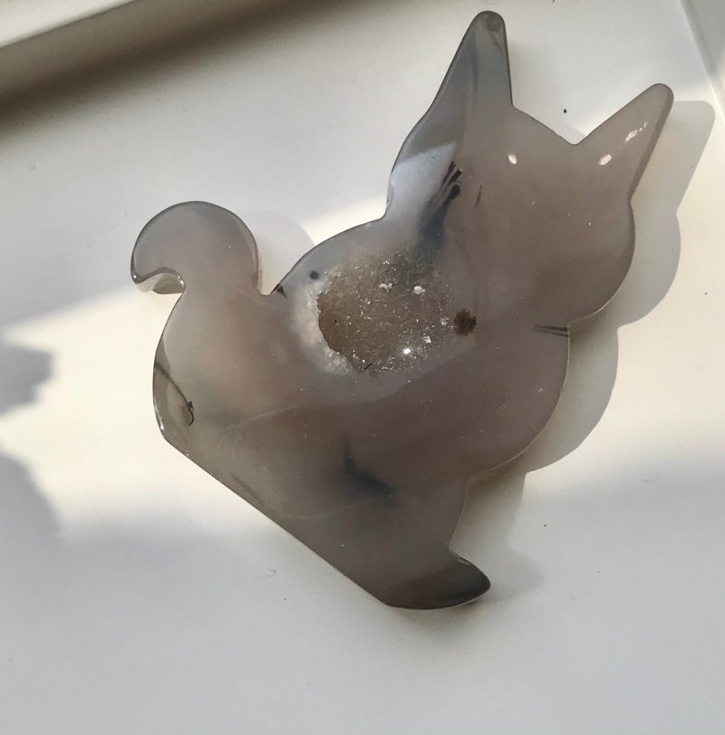 猫猫摆设 玛瑙 水墨画意境 水晶洞 高冰透 摆设 水晶原矿 - 摆饰 - 水晶 灰色