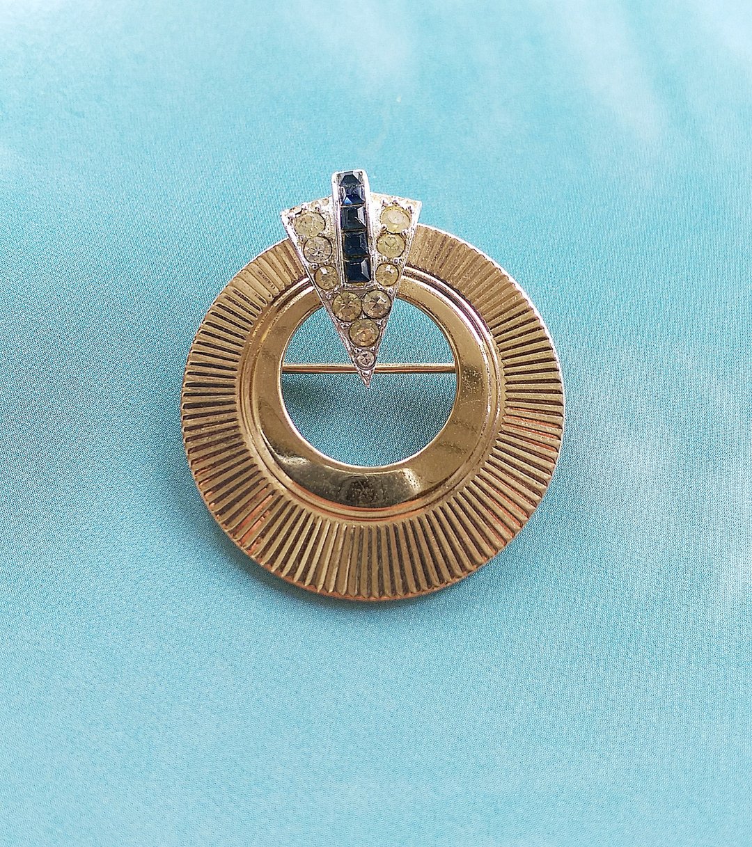Vintage Jewelry 西洋古董饰品 ART DECO  老式典雅复古 别针 - 徽章/别针 - 其他金属 金色