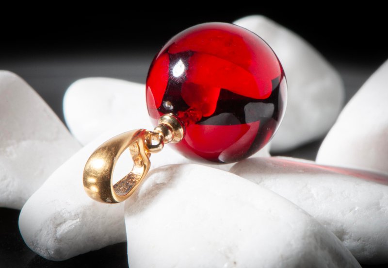 深樱桃红波罗的海琥珀泪滴吊坠项链天然宝石首饰 手工制作 - 项链 - 半宝石 红色