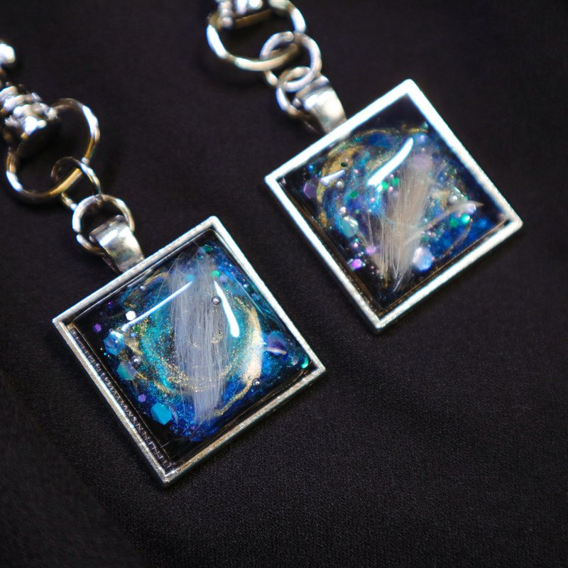 【纪念钥匙圈】浪漫星空方形钥匙圈 I 宠物毛x胎毛x指甲x牙齿 - 钥匙链/钥匙包 - 树脂 