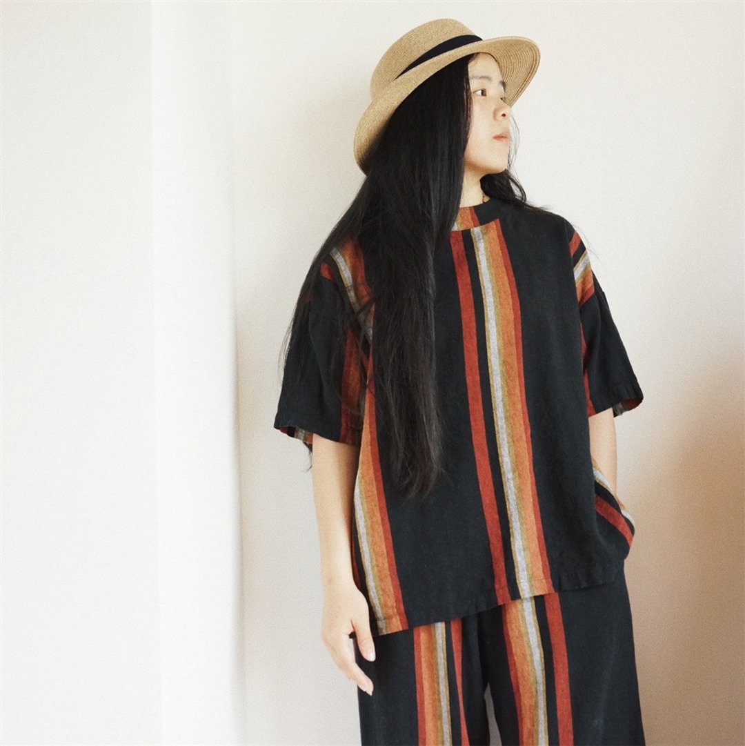 黑色條紋 意大利進口黑白紅橘黃條紋色織砂洗亞麻 夏季短袖上衣 - 女装上衣 - 棉．麻 黑色
