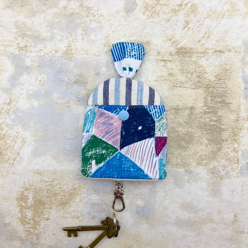 彩色房屋。铺棉钥匙包—可放卡片、钞票 - 钥匙链/钥匙包 - 棉．麻 