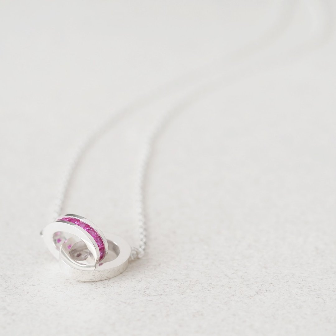 Ruby Entwined Ring Necklace Silver925 July Birthstone - 项链 - 其他金属 红色