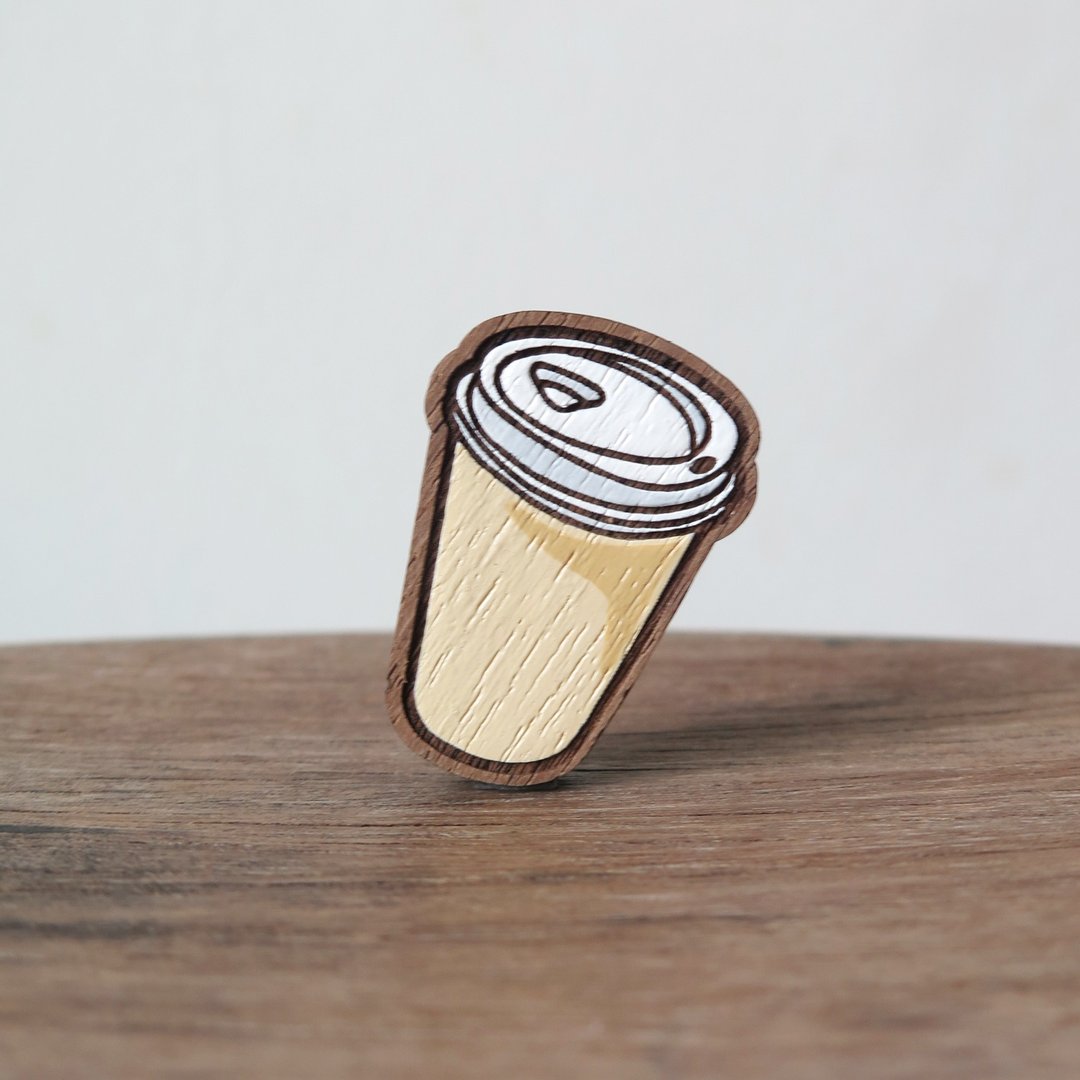 Wooden brooch coffee paper cup - 胸针 - 木头 黄色