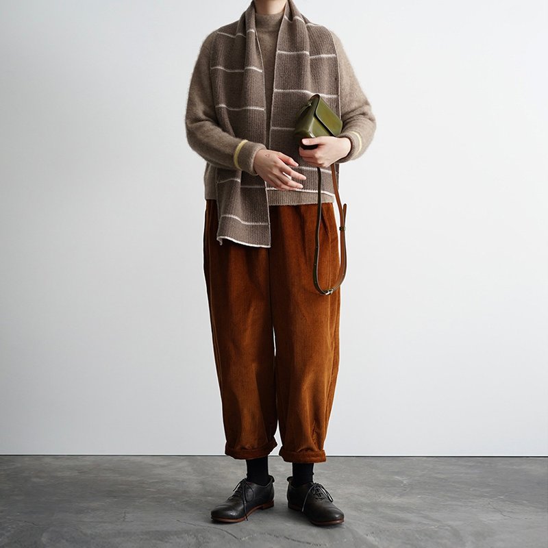 Corduroy Trousers - 女装长裤 - 棉．麻 咖啡色