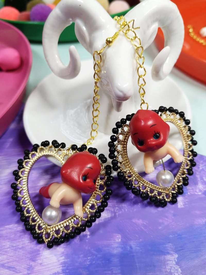 童趣小丘比改造趣怪激萌爱心夸张耳环/怪誕荒延原宿風格 - 耳环/耳夹 - 塑料 多色