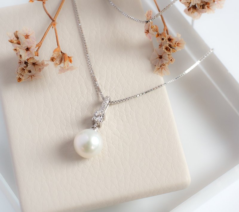 Minimal Dangle Freshwater Pearl Pendant - 项链 - 纯银 白色