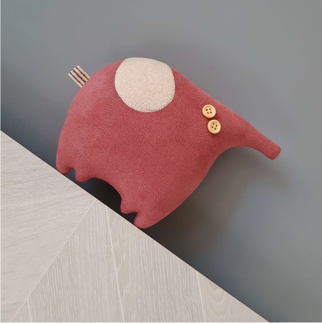 Stuffed elephant PDF sewing pattern, pdf tutorial in English, Digital download - 手工艺教程/工具书 - 其他材质 