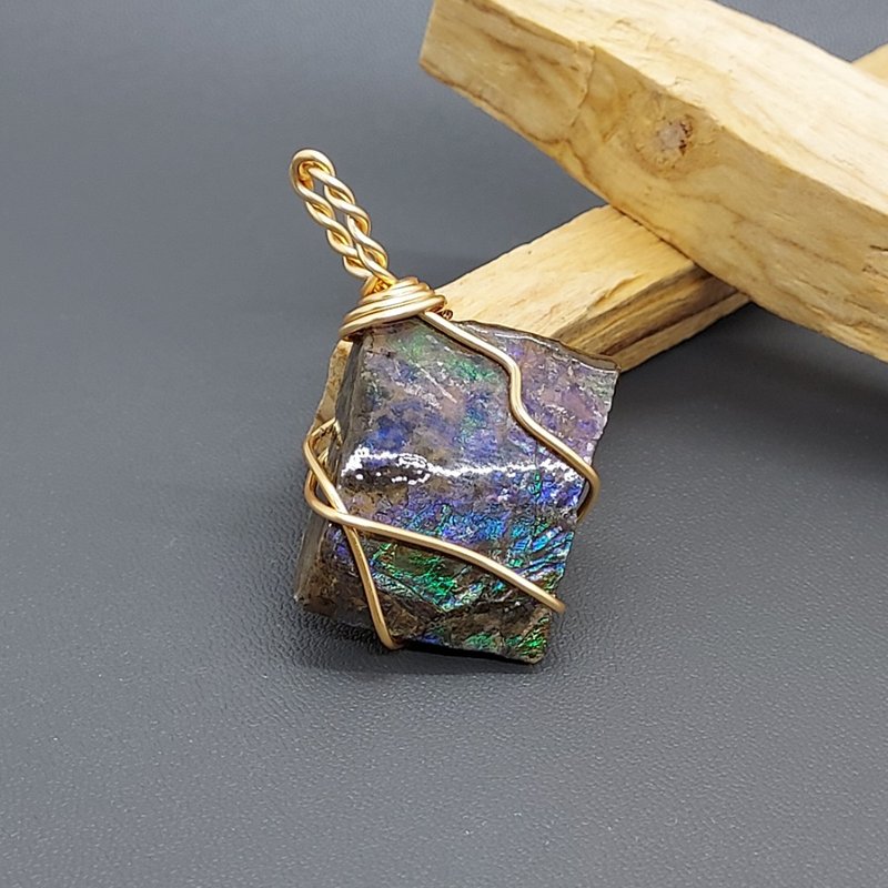 加拿大斑彩螺(石)吊饰 - 可以招财  事业发展 - 吊饰 - 半宝石 