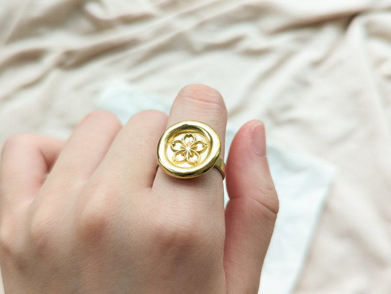 封蜡系列•小樱花 黄铜戒银戒 - 戒指 - 铜/黄铜 金色