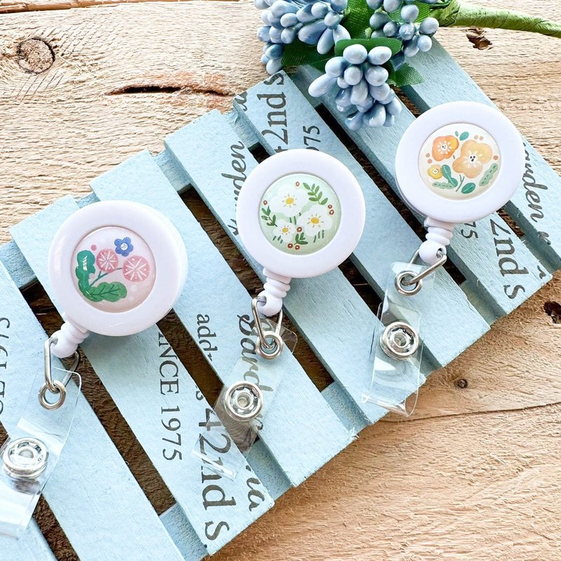 好事生活 / 伸缩证件夹 (3图) - 证件套/卡套 - 塑料 