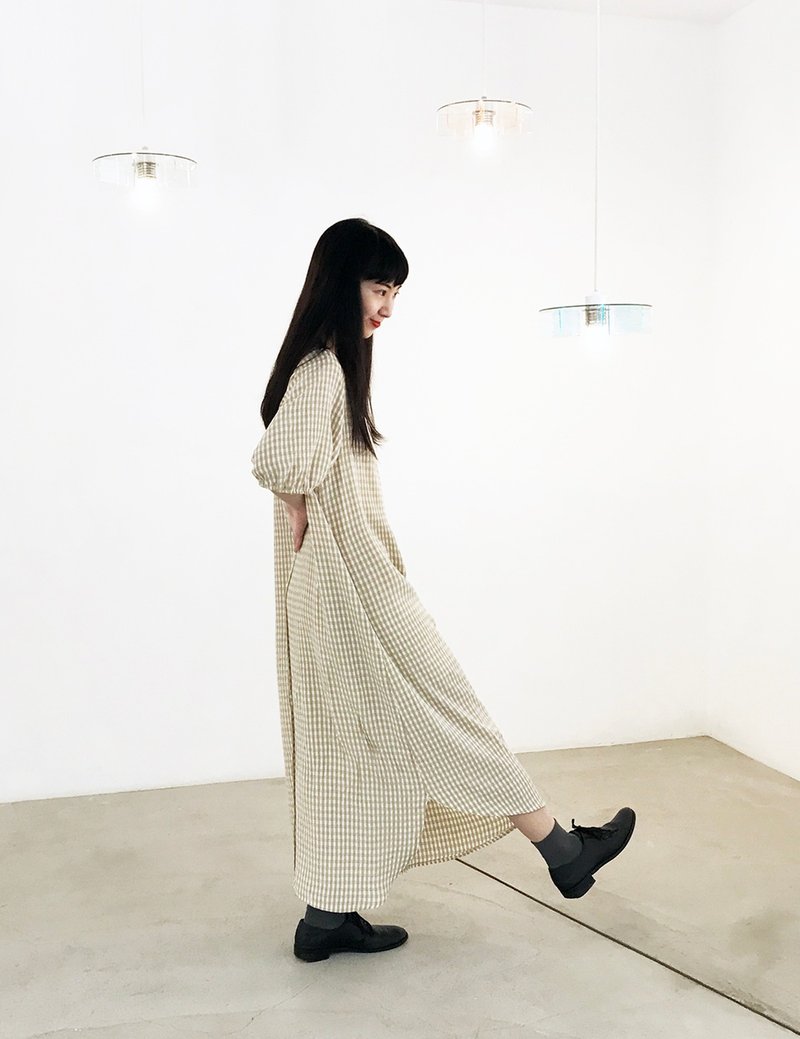 凉凉日常格纹洋装 - 洋装/连衣裙 - 棉．麻 卡其色