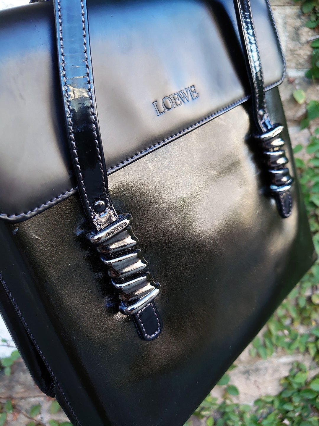 稀有中古包 Loewe 银蛇骨 绿黑 单肩包手挽袋手拿包手提包单肩袋 - 侧背包/斜挎包 - 真皮 黑色