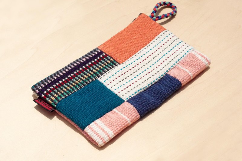 圣诞礼物 限量一件 手工拼布长型收纳包 / 民族风包 / 相机包 / 化妆包 / 手机包 / 手拿包 -  缤纷色块拼接 - 化妆包/杂物包 - 棉．麻 多色