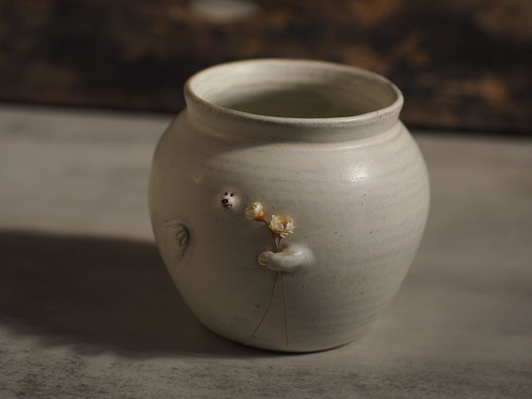 小脸系列—圆花瓶 - 花瓶/陶器 - 陶 白色