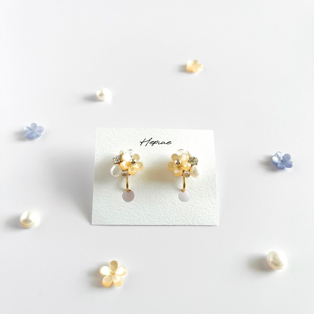 Tiny Charm (Orange) : earring耳夹 / pierce耳钉 - 耳环/耳夹 - 珍珠 橘色