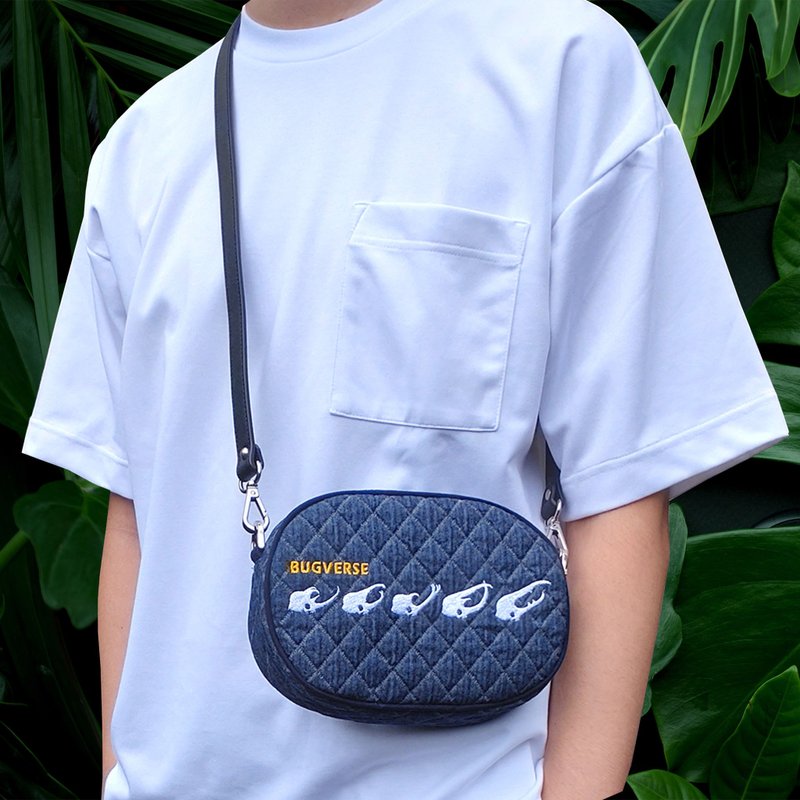 【原创】5角仙丹宁刺绣椭圆包 - 侧背包/斜挎包 - 棉．麻 蓝色