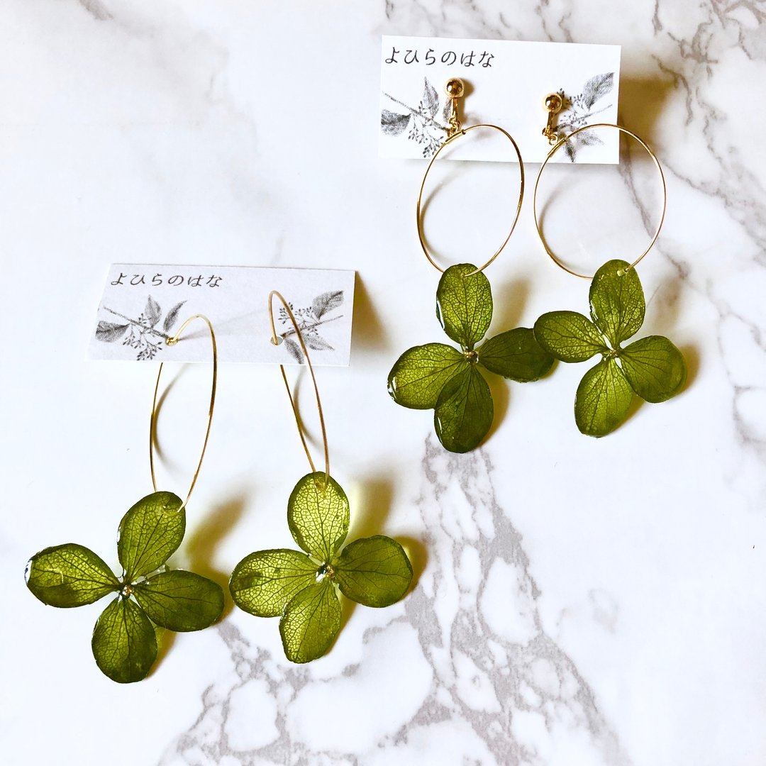 Slim hydrangea hoop earrings*Green* - 耳环/耳夹 - 植物．花 绿色