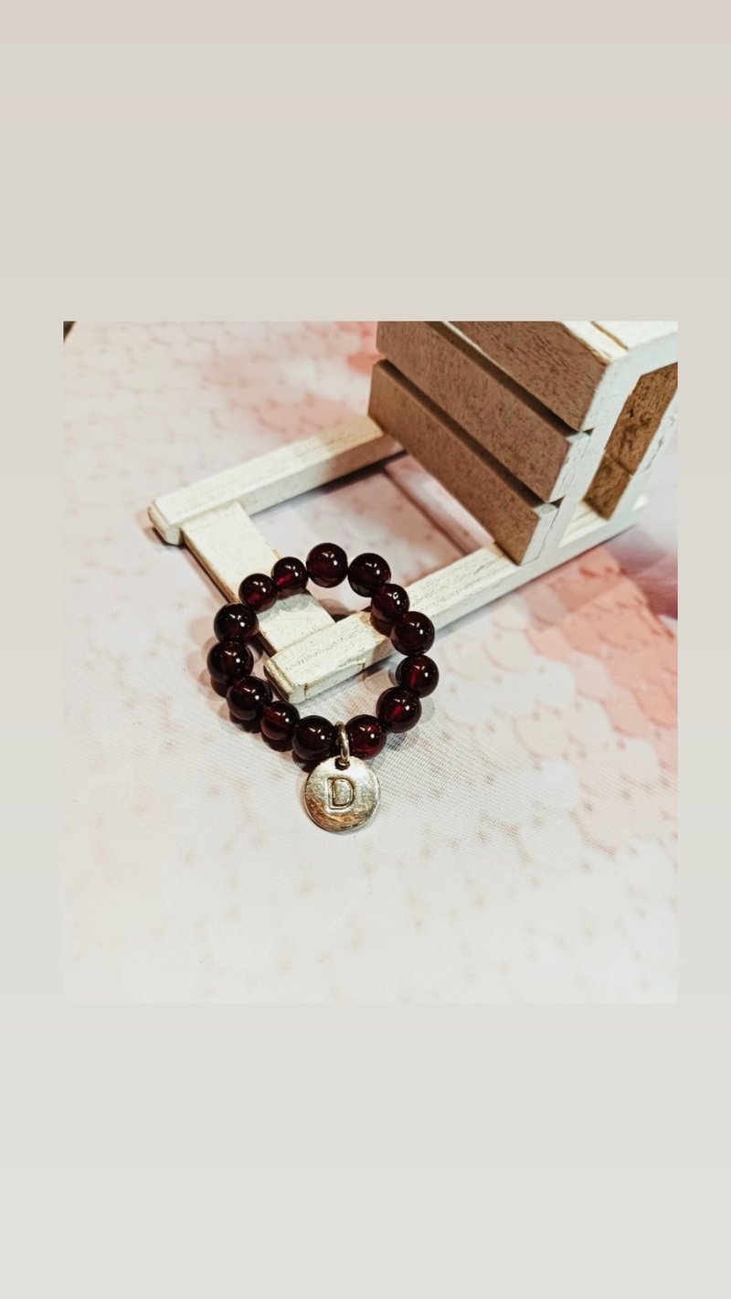 石榴石字母戒指 - 戒指 - 纯银 银色