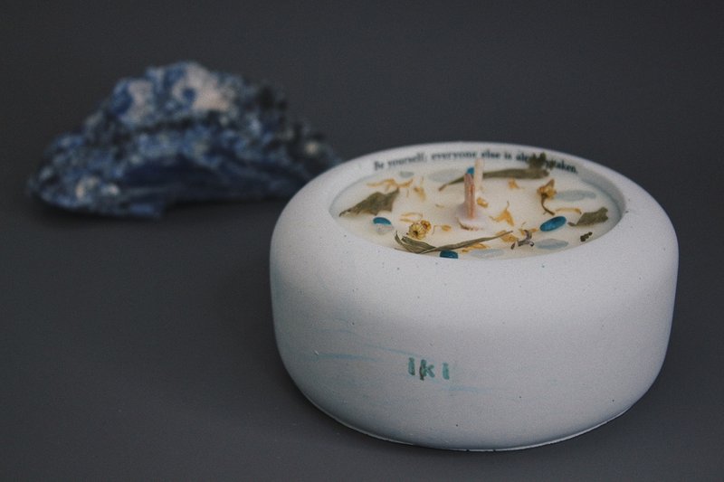 iki scent 脉轮系列-喉轮能量蜡烛 - 香薰/精油/线香 - 蜡 