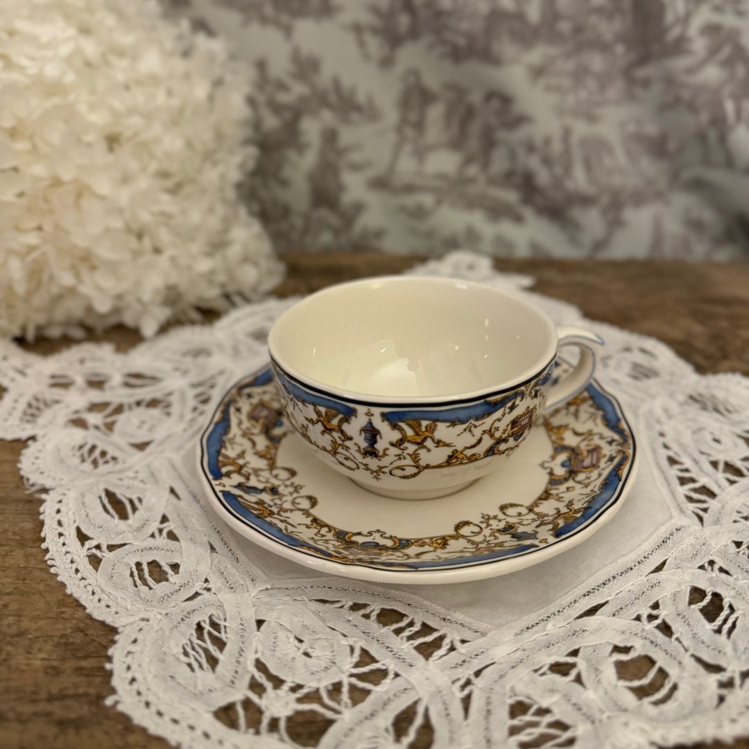 *40133 法国 GIEN Dionysos pattern 茶杯与茶碟组 - 茶具/茶杯 - 瓷 