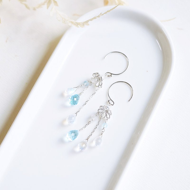 氲氛风铃 天然顶级玻璃体月光石 托帕石耳环 925纯银 仙气 清新耳 - 耳环/耳夹 - 宝石 透明