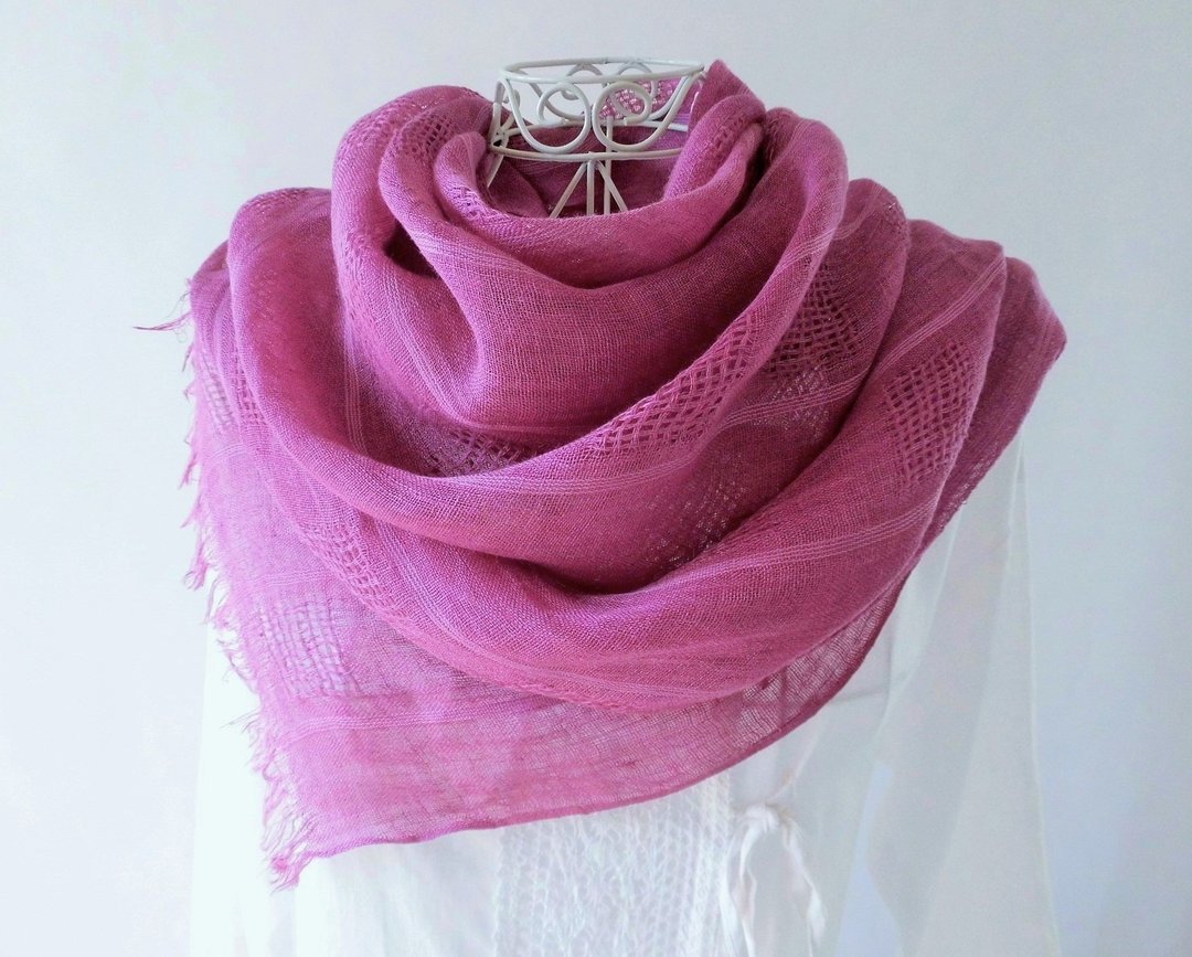 Plant dyeing, autumn color, Linen, fluffy large format, long stole, Suho dyeing - 围巾/披肩 - 棉 紫色