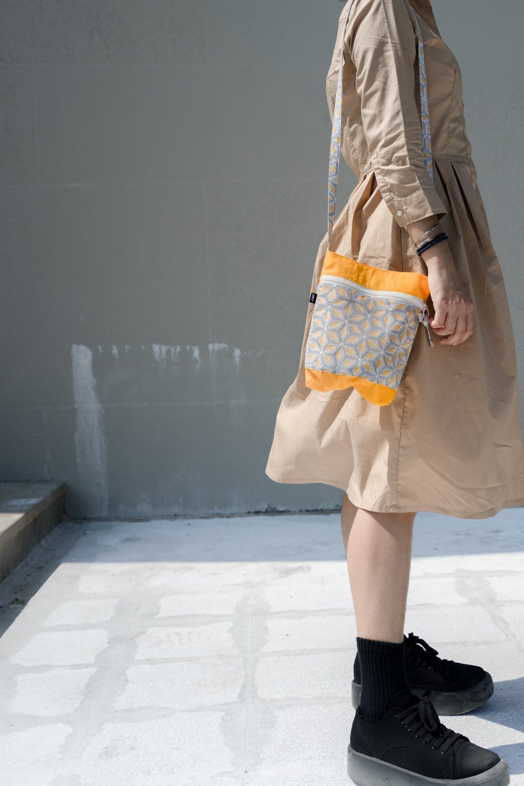 Baby Bag 玉子 防泼水斜背包/侧背包 - 侧背包/斜挎包 - 防水材质 黄色