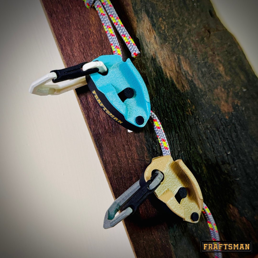 户外 GRIGRI 攀爬保护设备3D迷你钥匙扣 - 钥匙链/钥匙包 - 聚酯纤维 银色