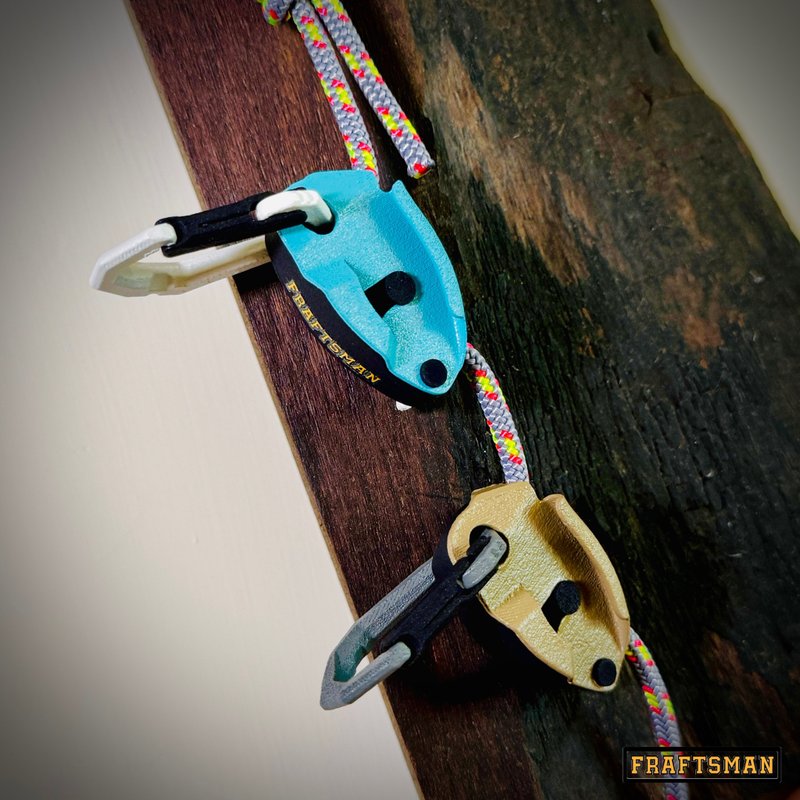 户外 GRIGRI 攀爬保护设备3D迷你钥匙扣 - 钥匙链/钥匙包 - 聚酯纤维 银色