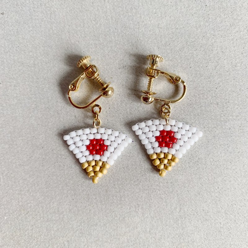 Flag fan Clip-On - 耳环/耳夹 - 其他材质 白色