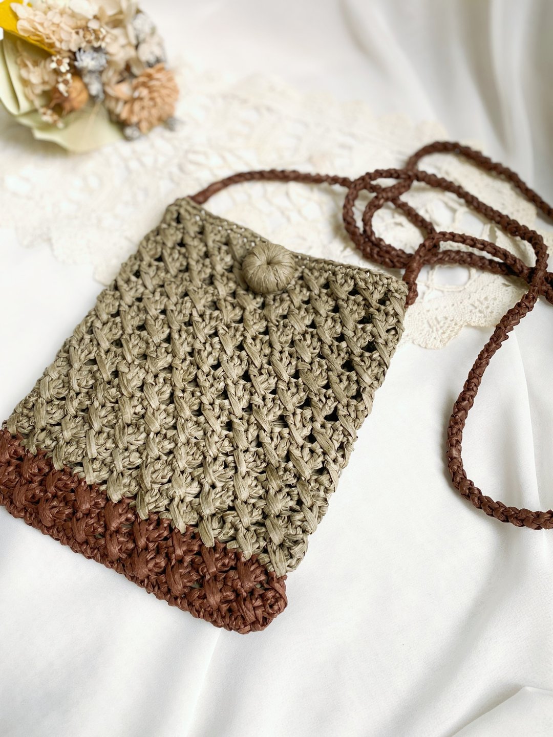 【好日手作】Handmade。日本纸线手工编织双配色手机斜背包侧背包 - 侧背包/斜挎包 - 纸 多色