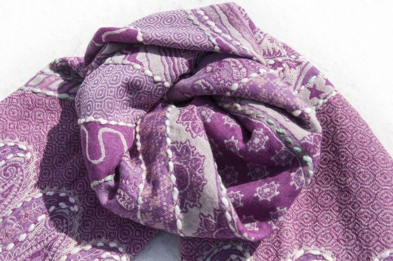 刺绣羊毛披肩/针织盖毯/刺绣围巾/羊绒披巾/喀什米尔Cashmere-花 - 围巾/披肩 - 羊毛 多色