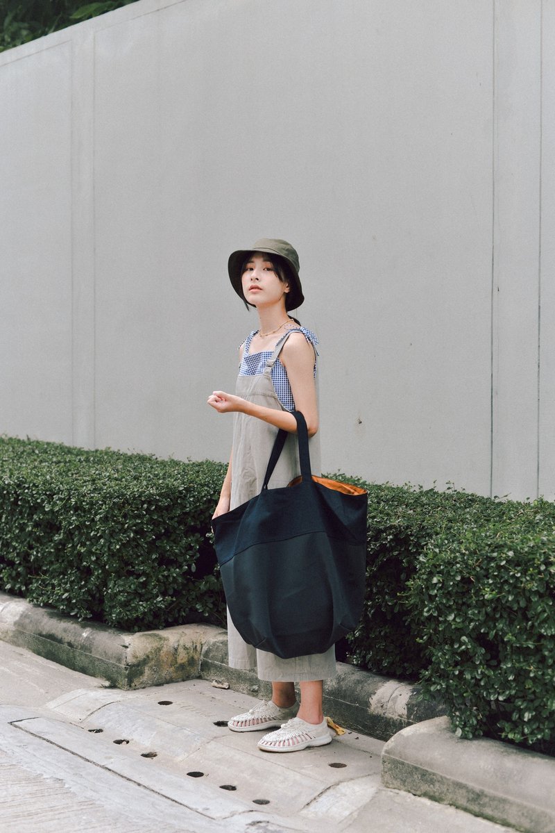 Charcoal Black Weekly Big - 侧背包/斜挎包 - 棉．麻 黑色