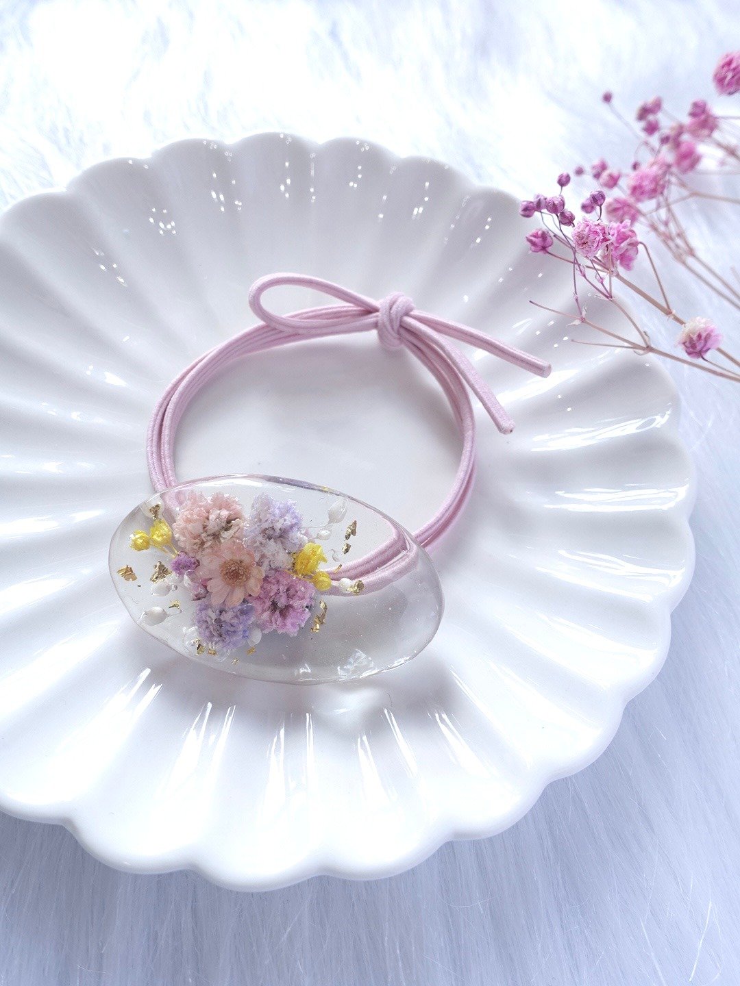 原创手工 干燥花 发圈 橡筋 滴胶 树脂 Resin Hair Accessory - 发饰 - 其他材质 