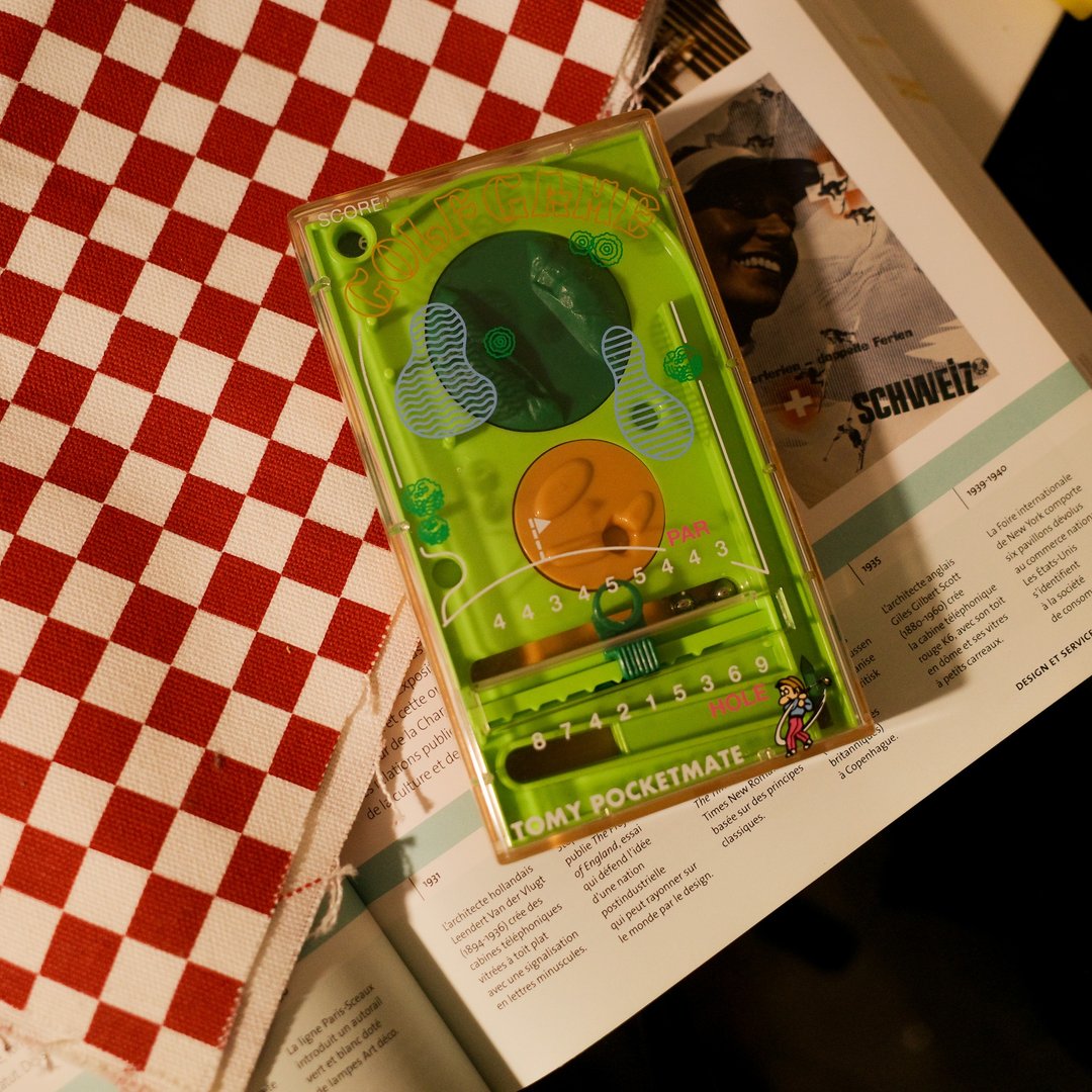 1970 Tomy Pocket Golf Game 口袋便携式游戏机 - 桌游/玩具 - 塑料 黑色