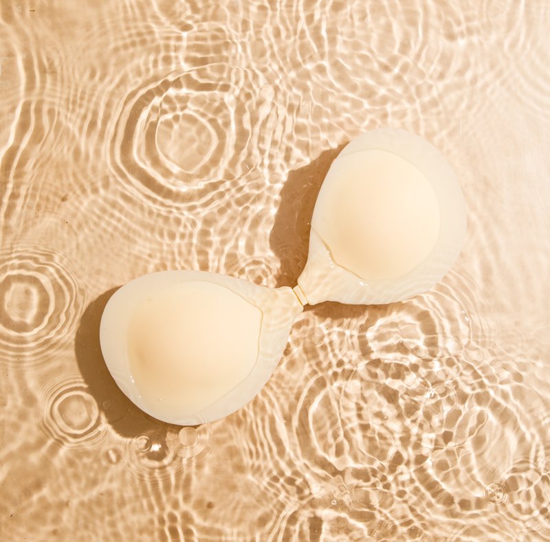 bVranilla Curvy Bra 100% 硅胶内衣：集中式隐形胸贴 - 女士内衣裤 - 硅胶 