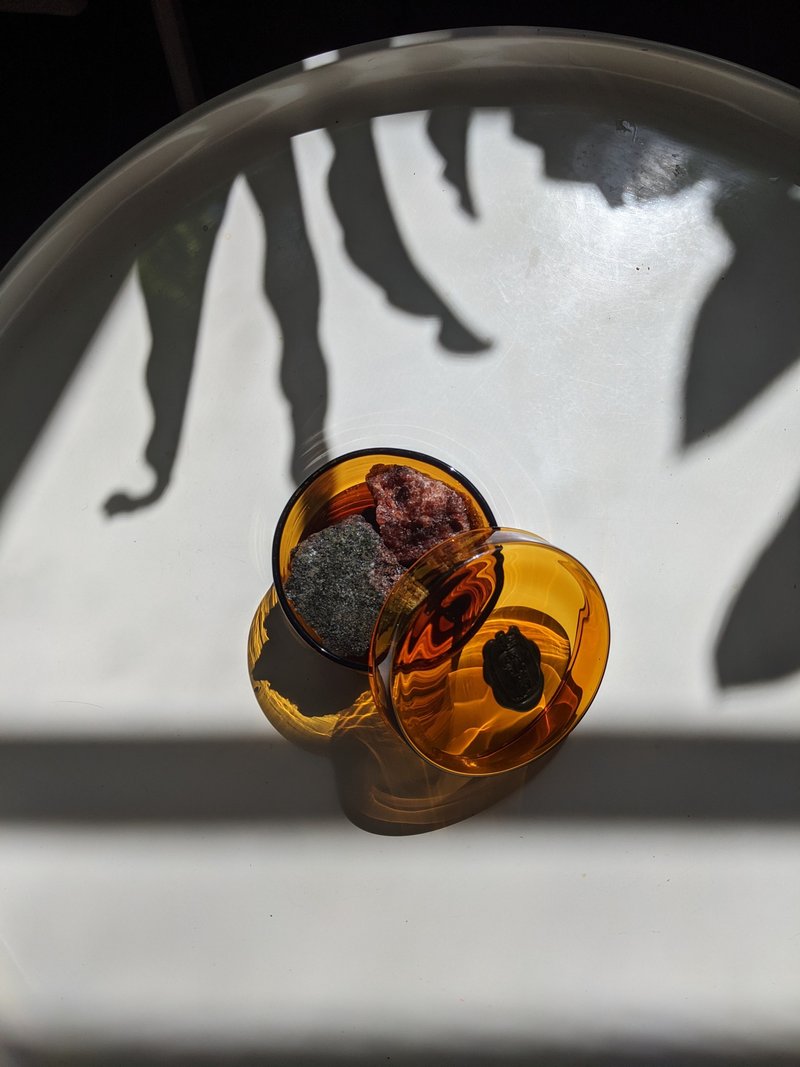 On-Zen安禅温泉无火香薰 扩香盐晶 - 香薰/精油/线香 - 玻璃 咖啡色