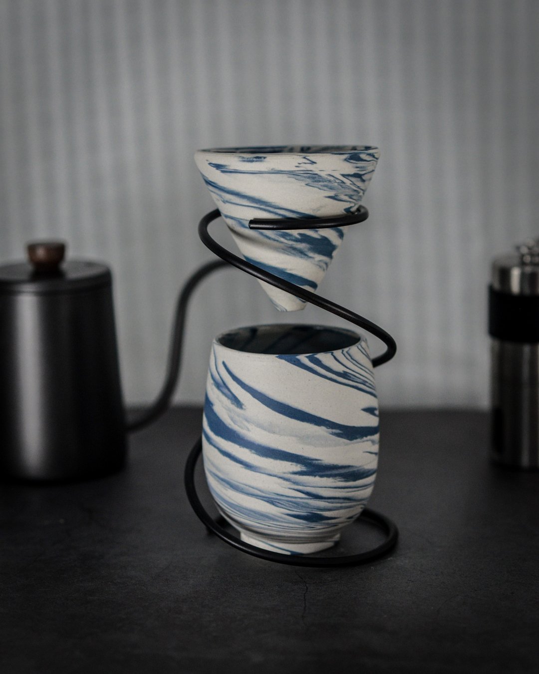 Marble Coffee Dripper 1 set - Deep Blue (V01) - 咖啡壶/周边 - 陶 蓝色