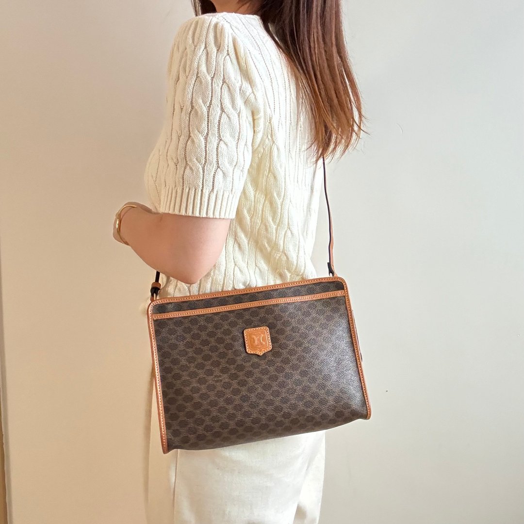 中古热卖 CELINE 席琳 老花 手拿包 化妆包 斜背包 - 侧背包/斜挎包 - 防水材质 咖啡色