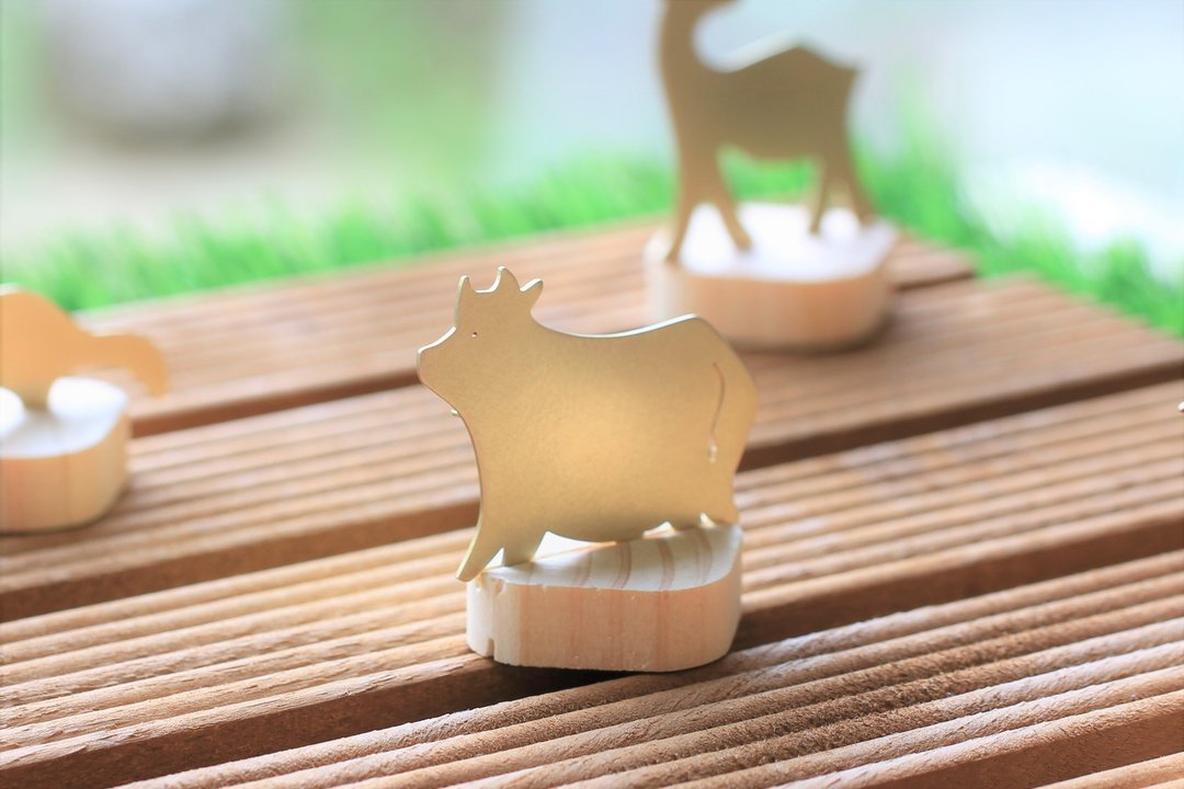 Brass Brooch - Cow - 胸针 - 铜/黄铜 金色