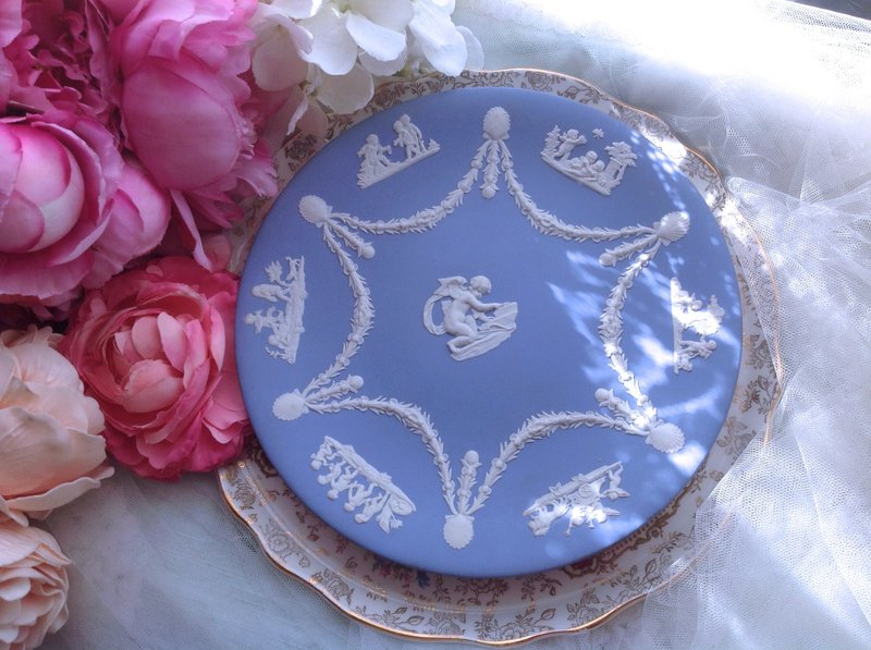 英国骨瓷Wedgwood jasper 蓝色碧玉邱比特小天使瓷盘 蛋糕盘礼物 - 其他 - 瓷 蓝色