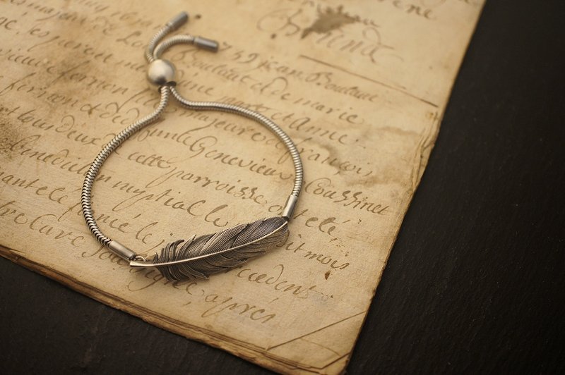 925银 玛亚特羽毛可调节手链 - 手链/手环 - 纯银 黑色