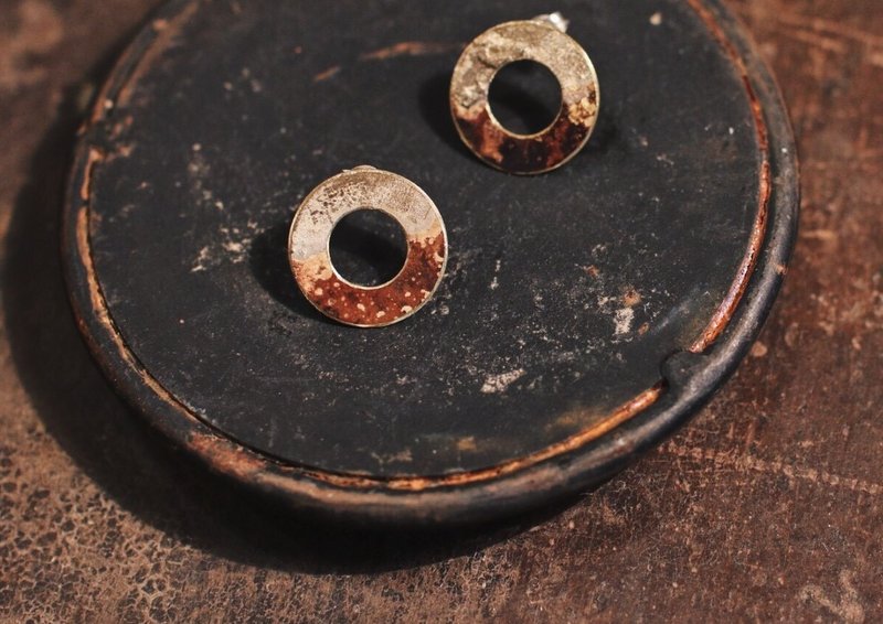 MU 蚀 solar eclipse系列  黄铜银针圆圈耳环 - 耳环/耳夹 - 铜/黄铜 金色