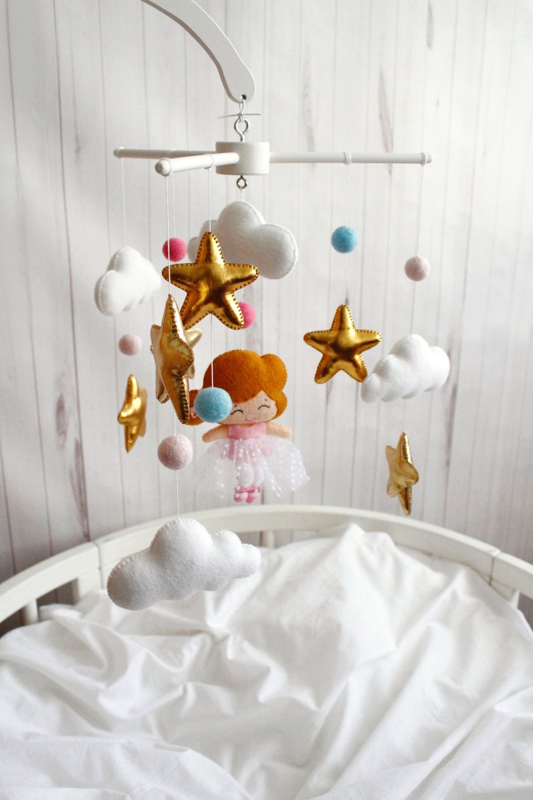 Ballerina in gold stars felt baby crib mobile, Nursery felt baby girl cot mobile - 玩具/玩偶 - 环保材料 多色