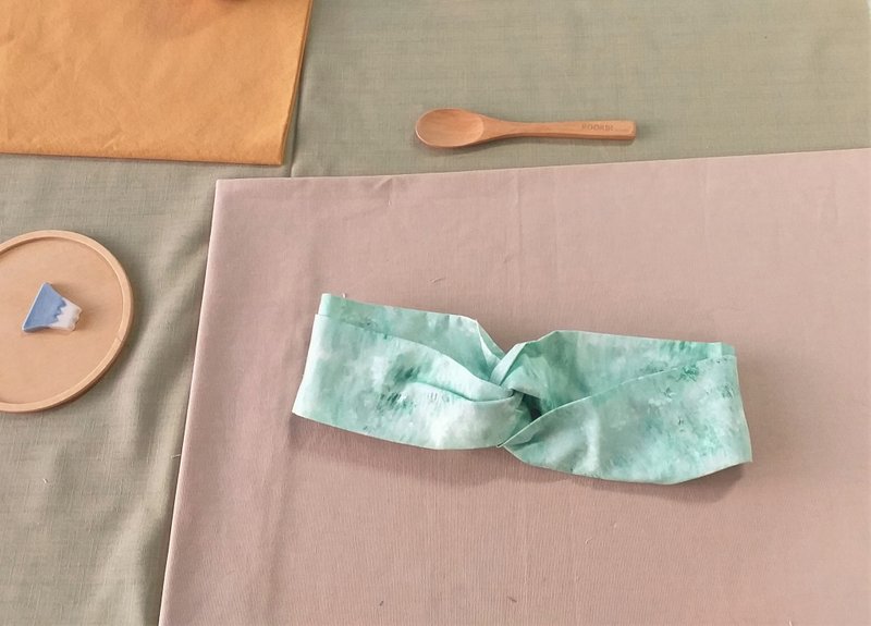 盎然l 限量 l 双环 发带 日系 质感 - 发带/发箍 - 棉．麻 绿色