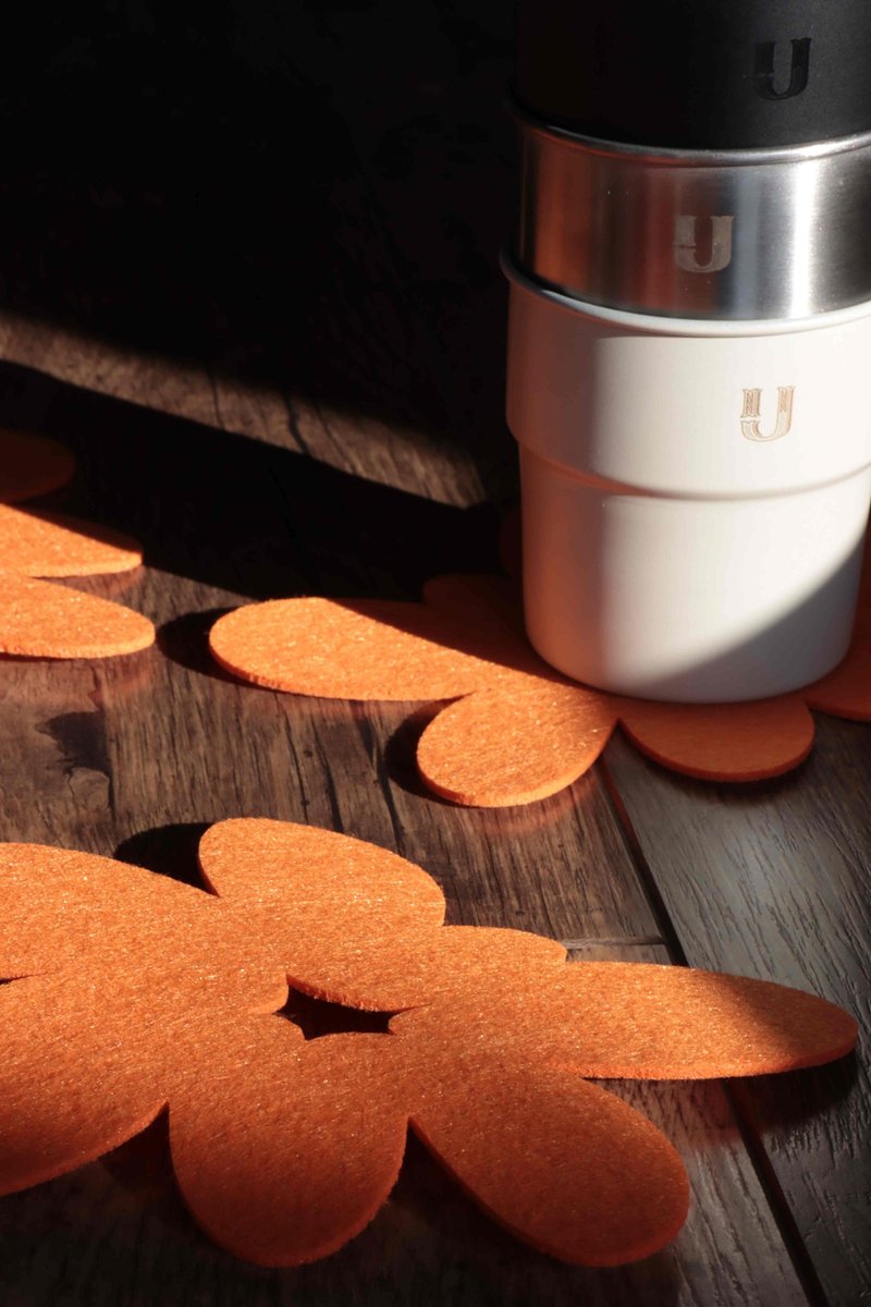 【To Smile】 花朵毛毡杯垫 - 其他 - 其他材质 橘色